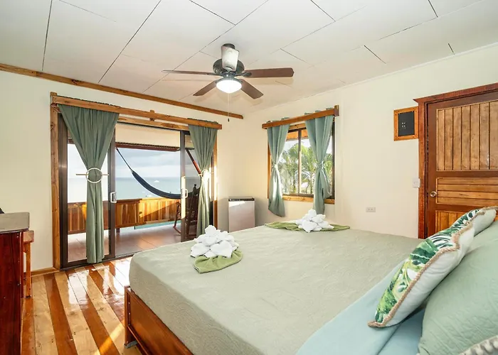 Las Cotingas Ocean View